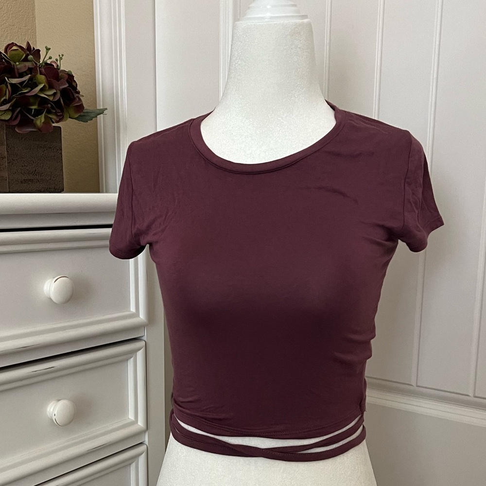 Garage Stretch Crop Tee